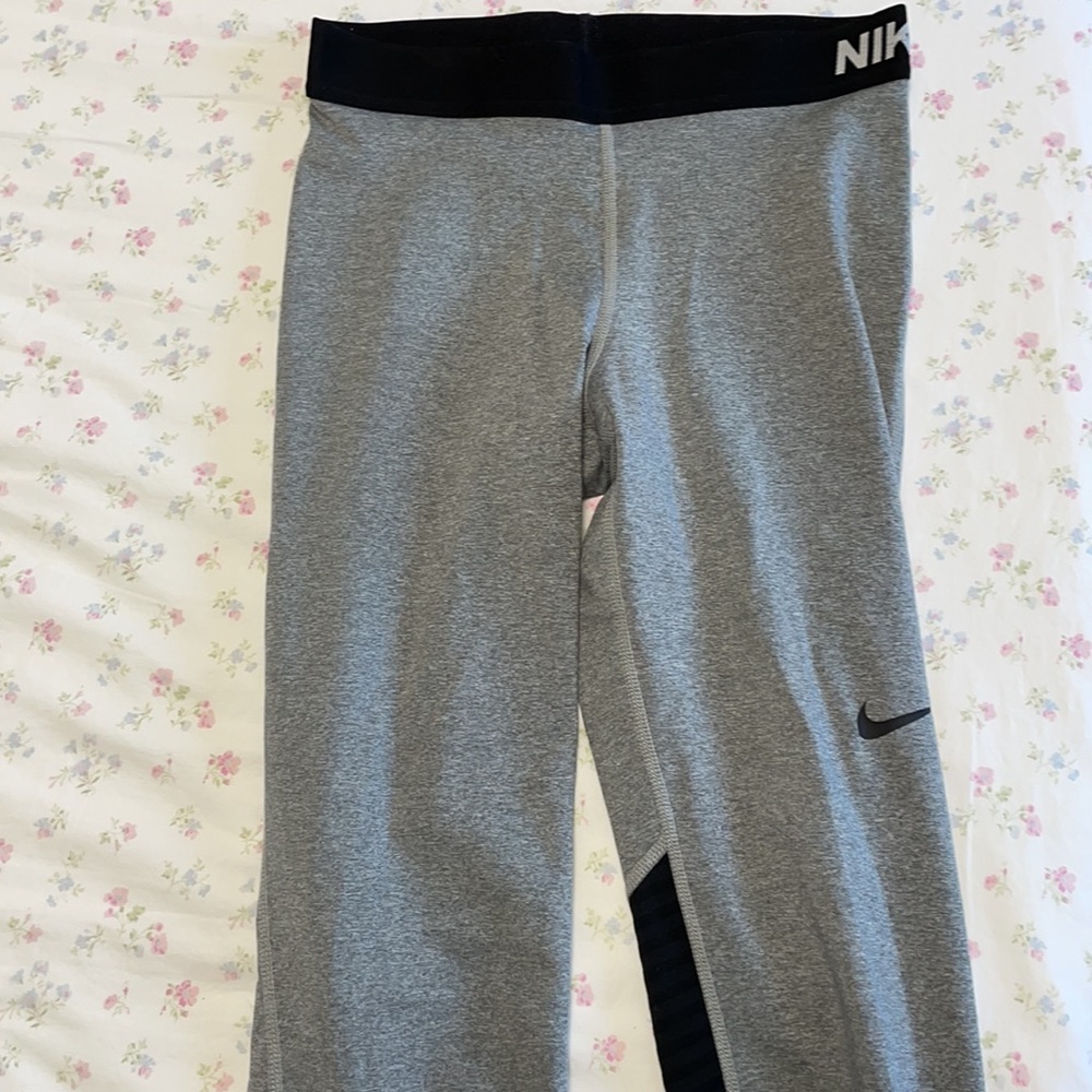 Nike Pro Grey Leggings